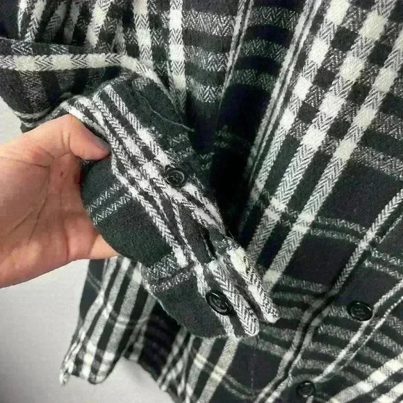 RELIGION Plaid Button Up Womens XL Black/White Long Sleeve Front Pocket Patch - Picture 5 of 10